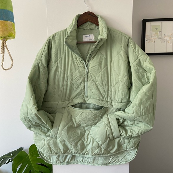 Old Navy Jackets & Blazers - Old Navy Green Puffer Jacket with High Collar and Relaxed Fit